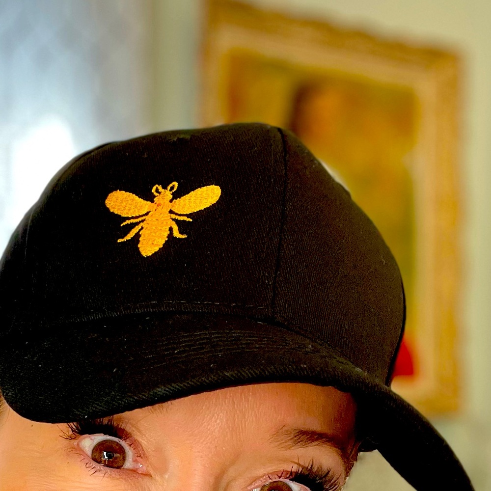 Queen bee hat